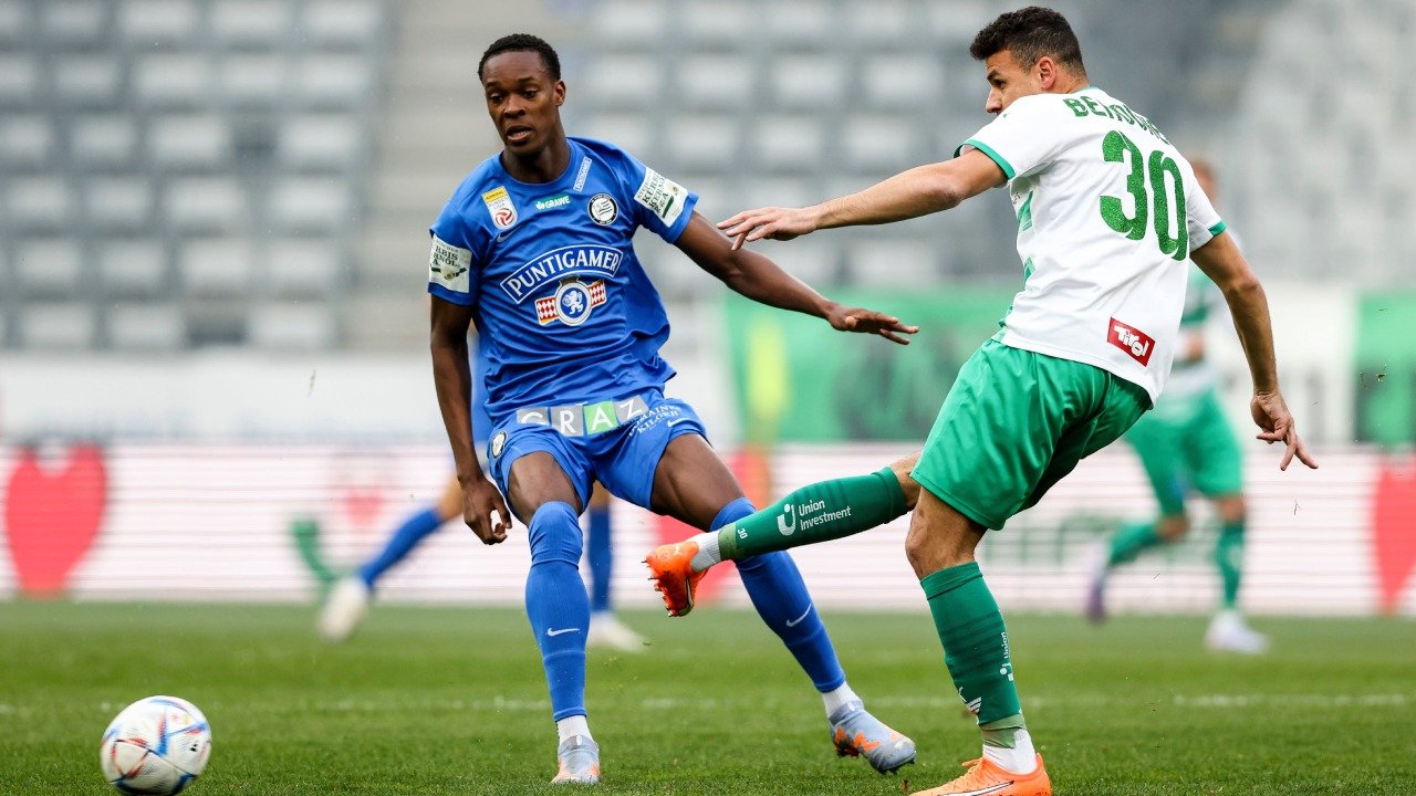 Fast 100 Spiele machte Behounek in der ADMIRAL Bundesliga.