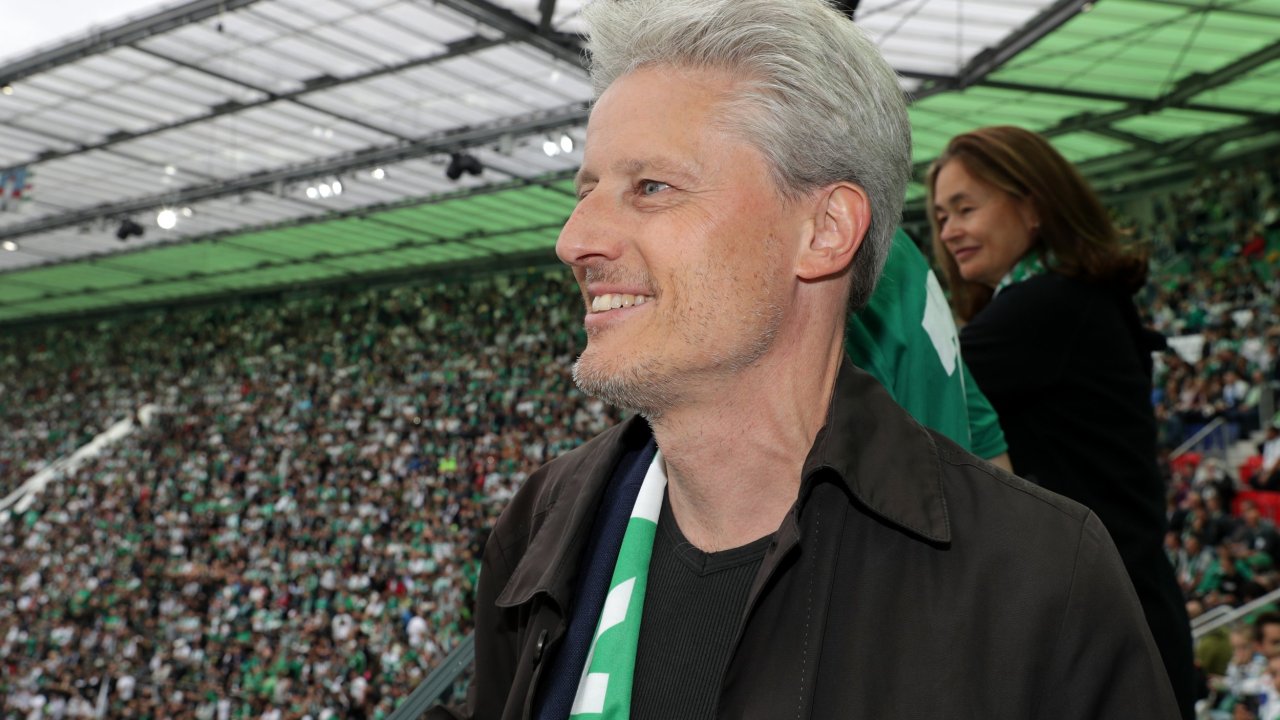 Bei Rangnick beobachtet der Rangnick-Fan "Unösterreichisches". Das gefällt ihm, denn die heimische "Selbstwahrnehmung schwankt rapide zwischen Größenwahn und Minderwertigkeitsgefühlen"