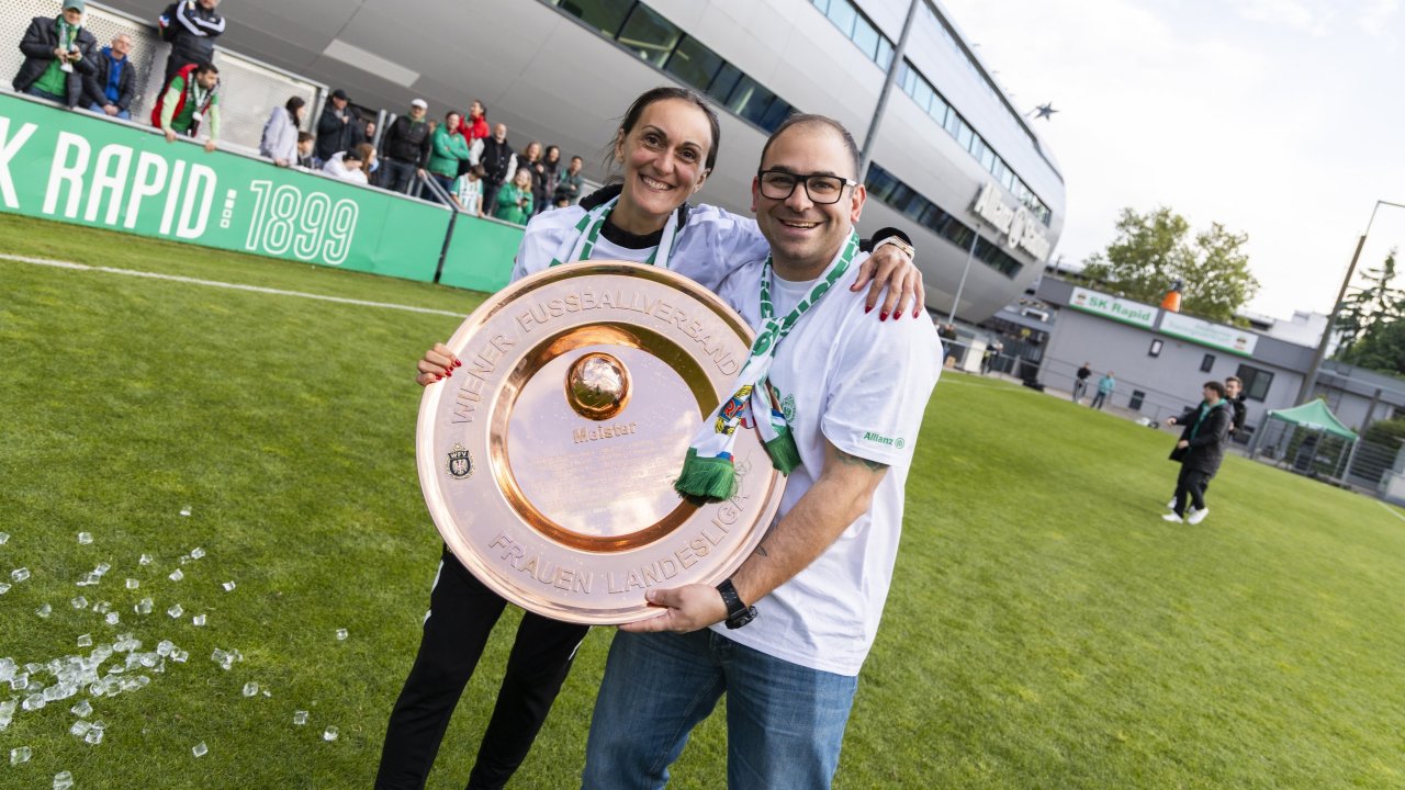 Matias Costa mit Cheftrainerin Katja Gürtler