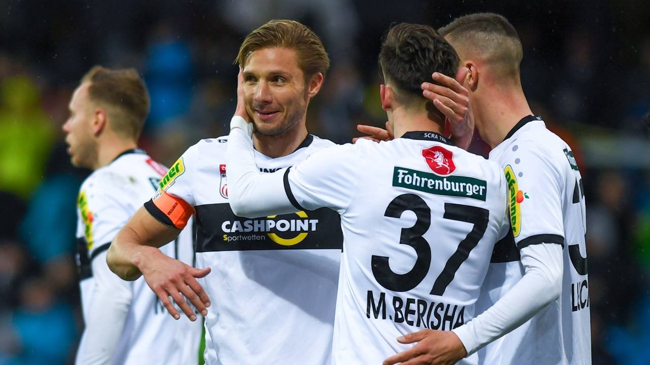 Nur Alexander Guem (368), Martin Kobras (360) und Oliver Schnellrieder (360) haben mehr Spiele für den SCR Altach absolviert als Philipp Netzer (348).