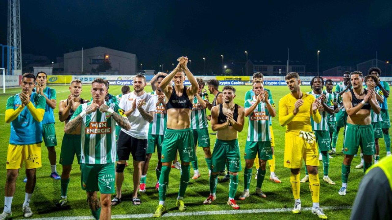 Dass die Spieler sich schnell auf ihn eingelassen haben, ringt Stöger Respekt ab