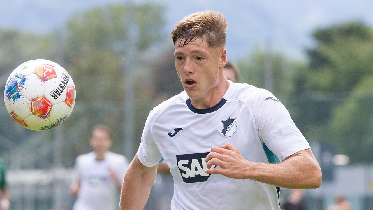 2024/25: 23 Einsätze, davon 19 in der Startelf (2 Vorlagen)
