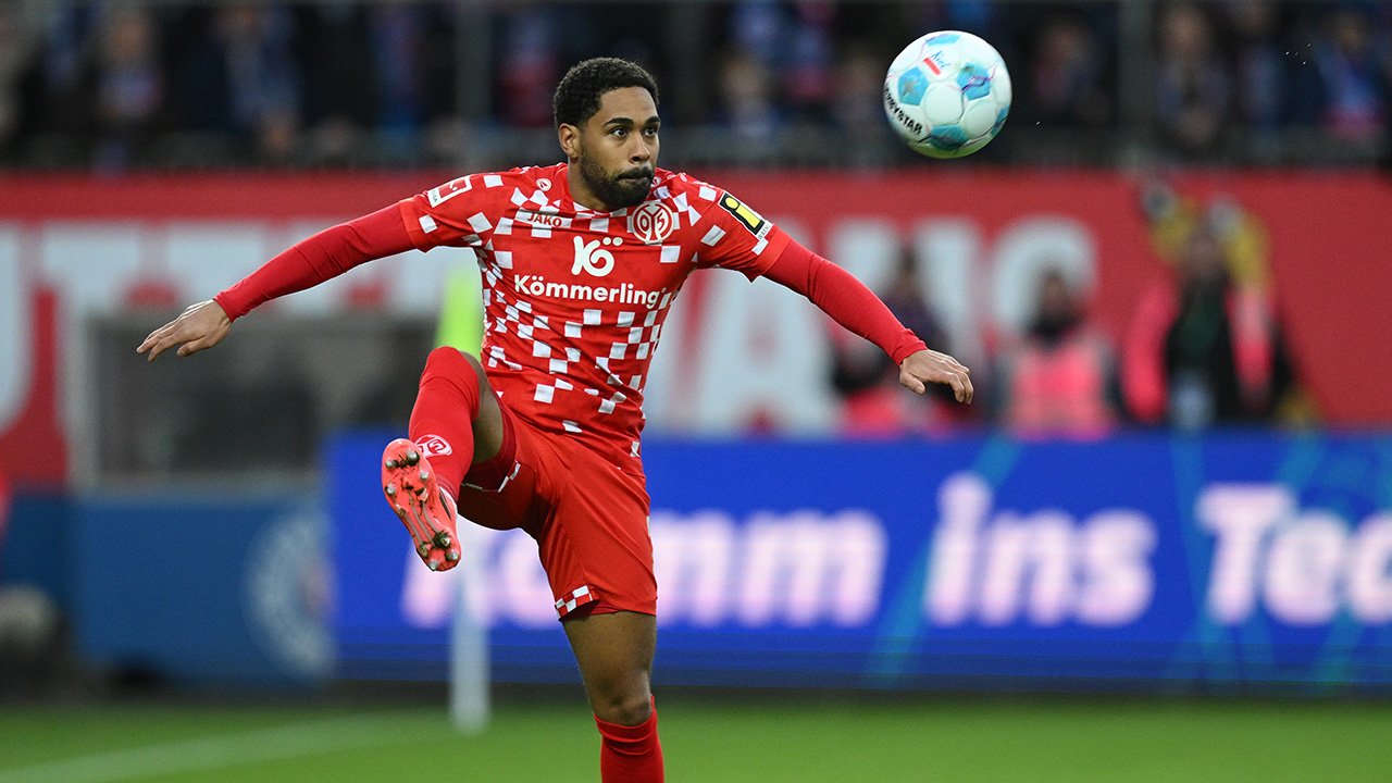 2024/25: 32 Einsätze, davon 32 in der Startelf (1 Tor, 5 Vorlagen).