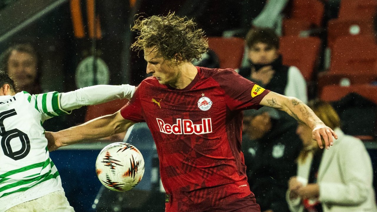 Maurits Kjaergaard erwischte keinen guten Abend gegen Ferencvaros