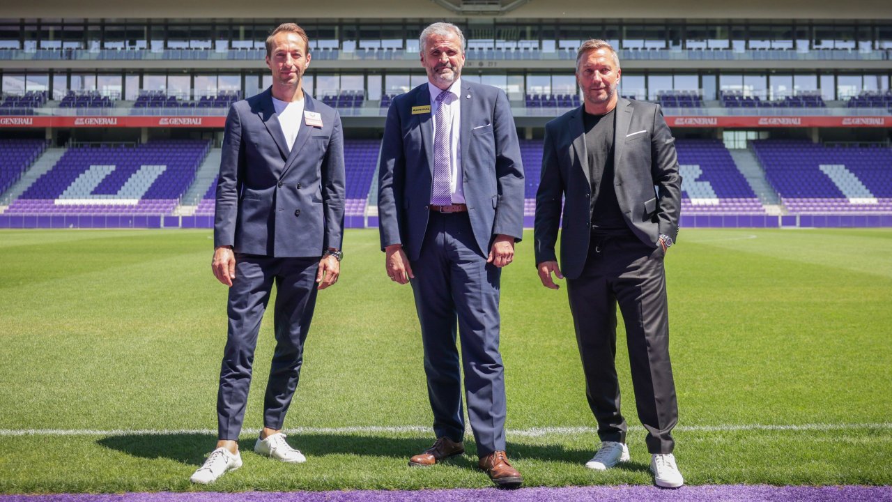 Im Sommer 2021 wurde Ortlechner gemeinsam mit Finanzchef Gerhard Krisch und Coach Manfred Schmid präsentiert