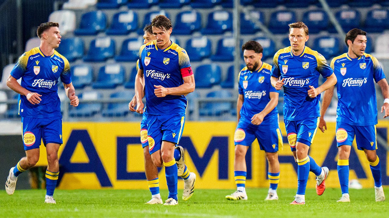 25 Jahre dauerte es, bis mit Stripfing wieder ein Klub die Segel während der Saison streichen musste