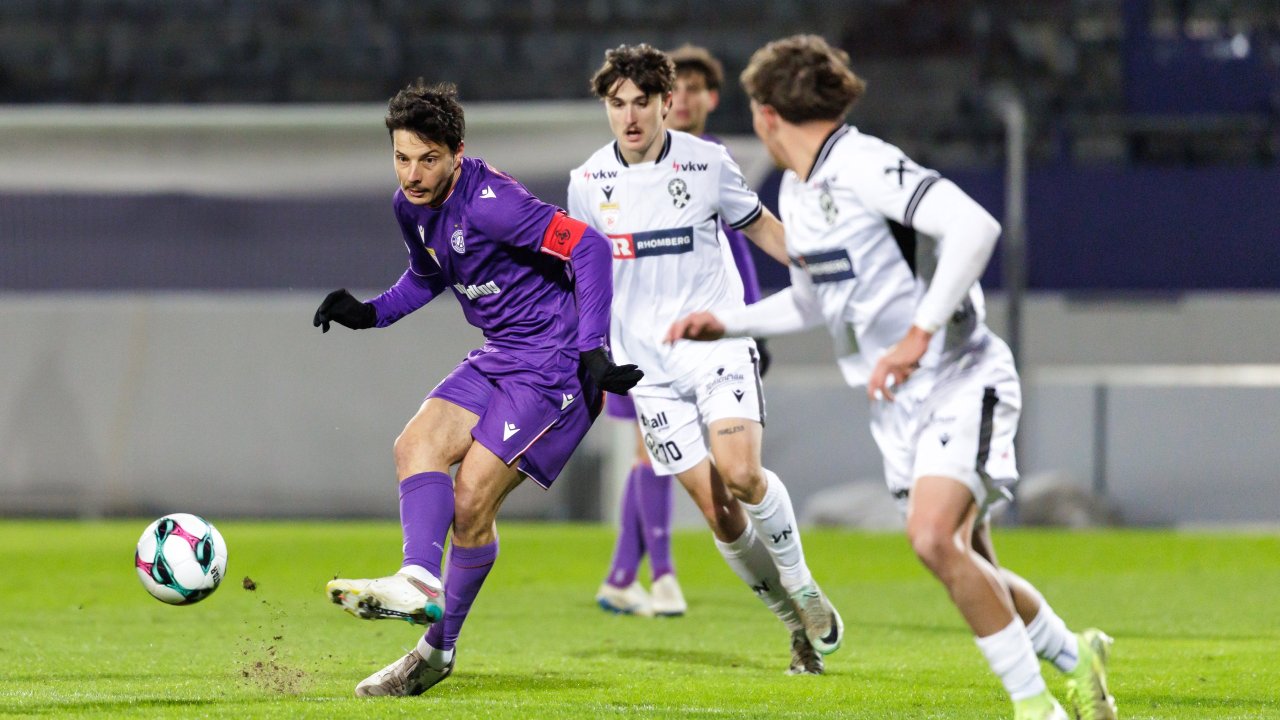 These: Auch bei 12 Vereinen in der 2. Liga müssen bis zu drei Zweitvertretungen zugelassen werden. Ansonsten verliert diese Liga ihren Sinn als Plattform für Talente komplett.