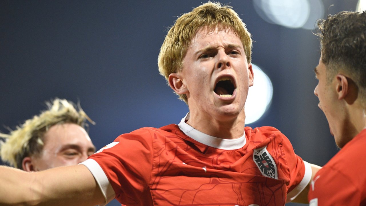 Bidstrup über die U17: "Die, die schon im Erwachsenenfußball spielen, haben Vorteile gegenüber ihren Alterskollegen."