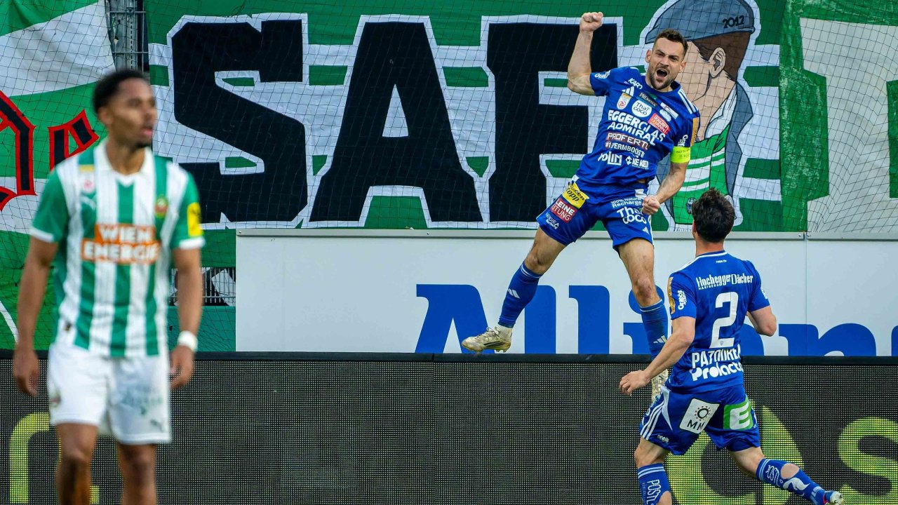 These: Das Produkt Bundesliga verträgt den Spannungsabfall, der mit einer Aufstockung auf 16 Klubs einherginge, einfach nicht. Das mag für kleinere Klubs der bequemere Weg, aber sicher kein zukunftsträchtiger sein.