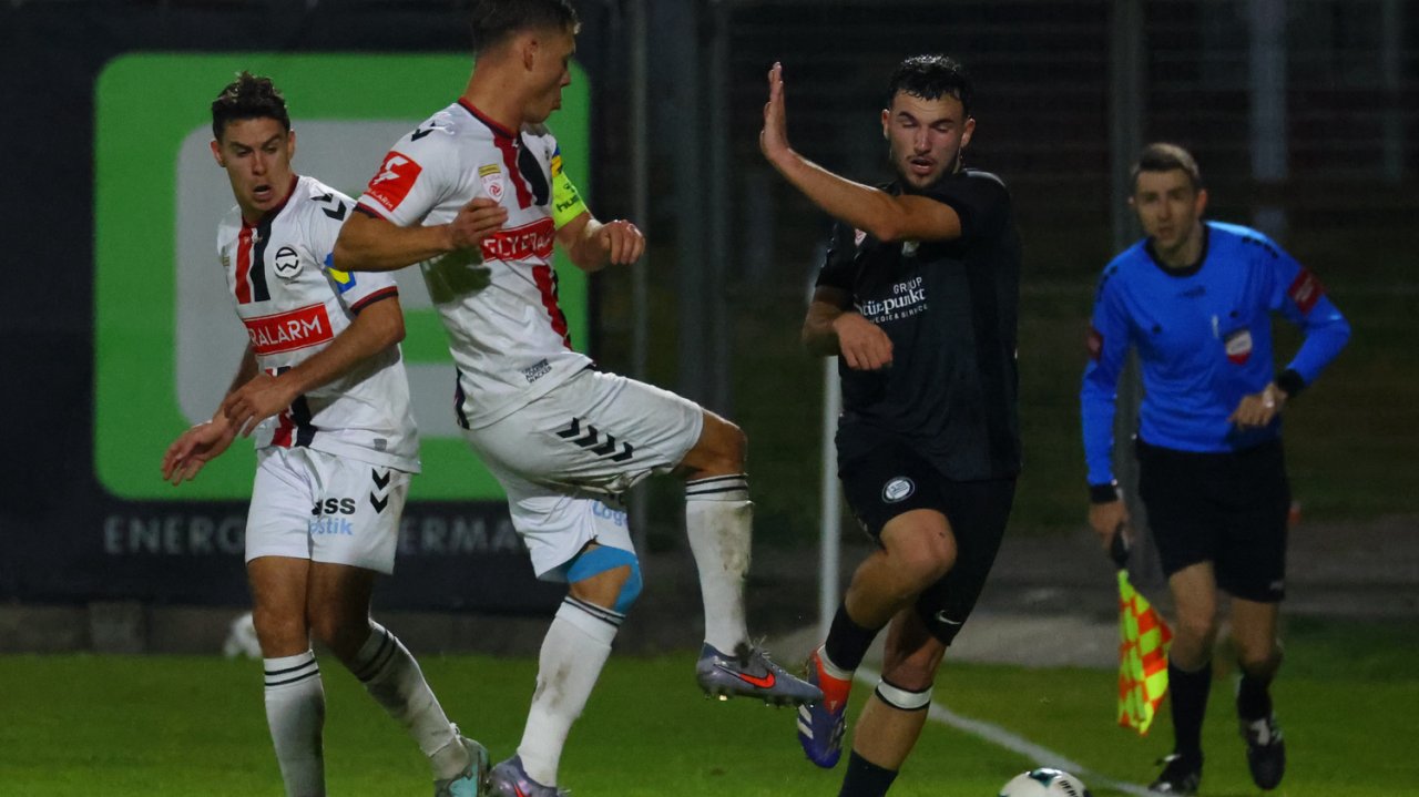 These: Es gibt keinen vernünftigen Grund, warum die Top-Klubs der Bundesliga einer Aufstockung auf 16 Vereine zustimmen sollten.