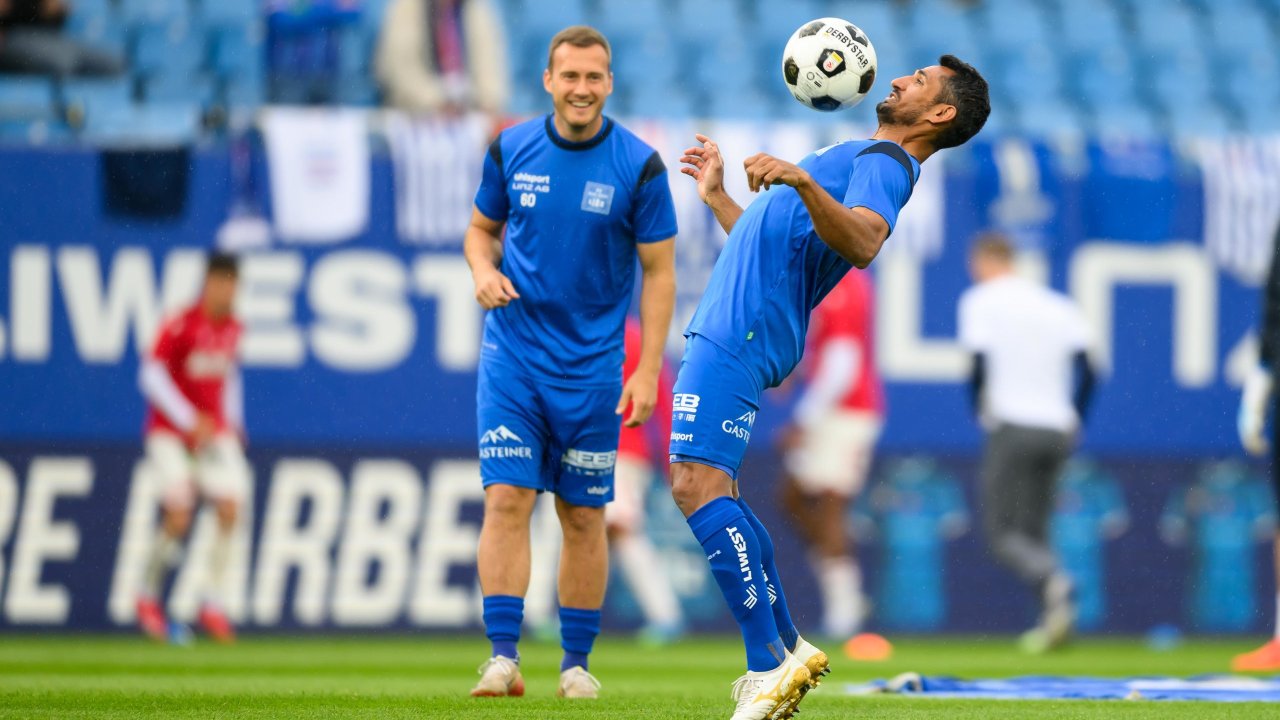 Ronivaldo steuerte in der Vorbereitung vier Tore bei und beeindruckt damit seinen Trainer.