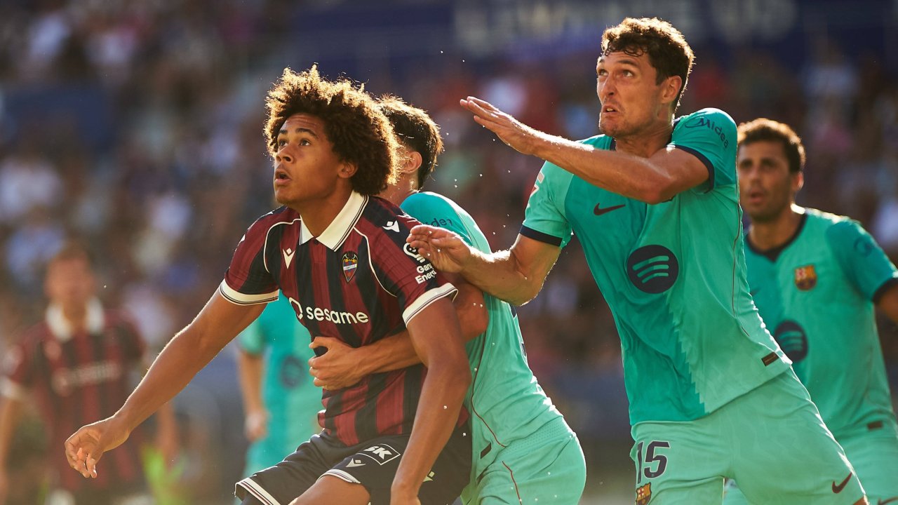 Sein LaLiga-Debüt feierte Ndukwe ausgerechnet gegen den großen FC Barcelona.