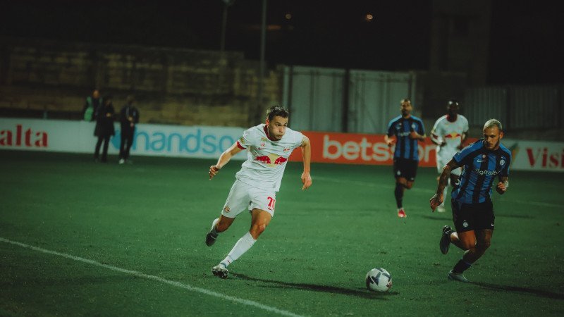 Gerüchte: FC Barcelona zeigt Interesse an Amar Dedic