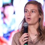 Carina Wenninger: "Das sind Dinge, die im Frauenfußball so noch nicht gegeben sind"