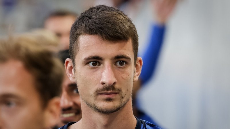 Blau-Weiß verlängert mit Danilo Mitrović