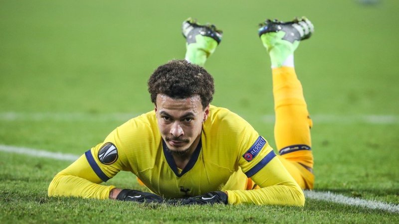 Fußballstar Dele Alli spricht über Misshandlung und Sucht