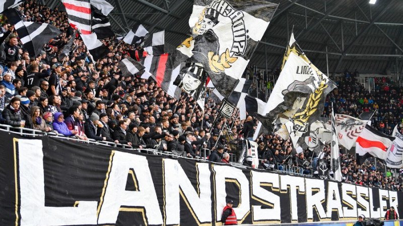 Konflikt mit Vereinsführung: LASK-Fans organisieren Warnstreik