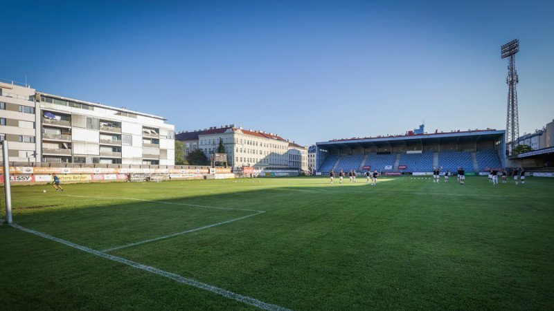 Am Sportclub-Platz wird schon lange Regionalliga-Fußball gespielt.