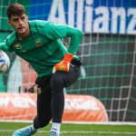 Lange verhandelt: Rapid vermeldet Verlängerung mit Stammkeeper Niklas Hedl