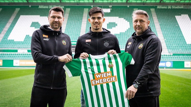Rapid Wien leiht Rechtsverteidiger Denso Kasius aus der Serie A