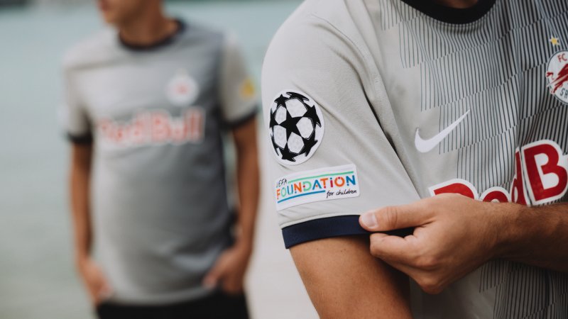Trikot der Woche #111: Salzburg präsentiert eigenes Champions League Trikot