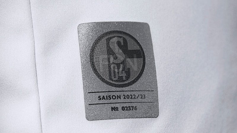 Trikot der Woche #107: Schalke 04 und Nürnberg präsentieren Auswärtstrikots gemeinsam