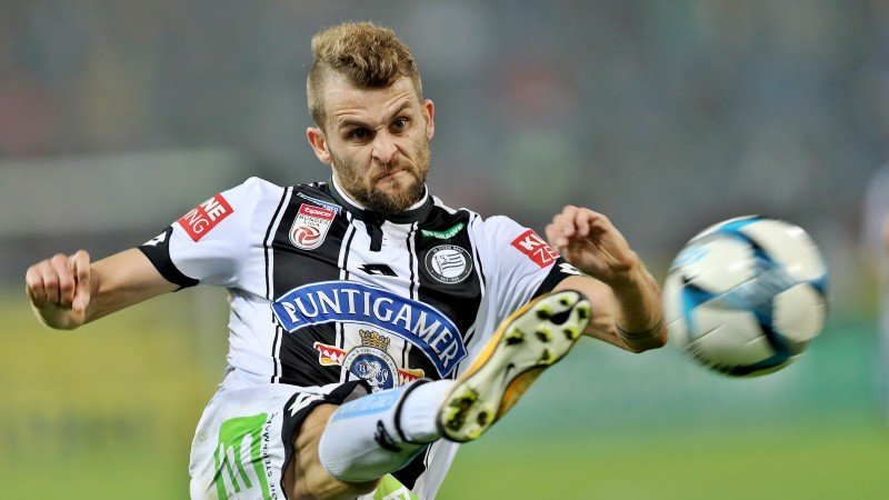 TSV Hartberg an Philipp Huspek dran