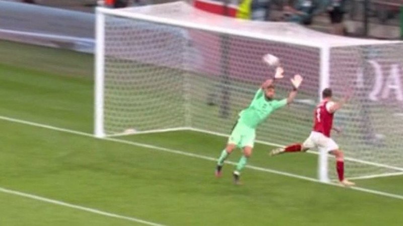 Abseits-Tor von Arnautovic "Fußball Moment des Jahres 2021"