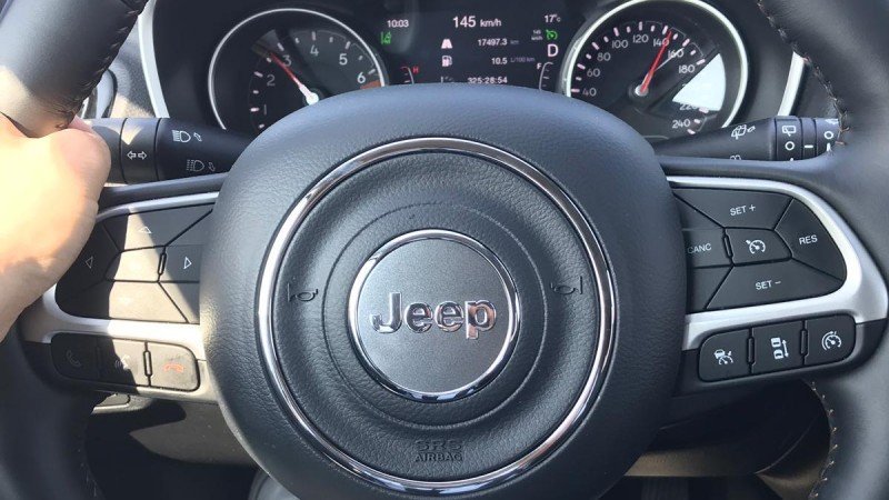 Perfekter Jeep Compass für die perfekte Anreise nach Turin