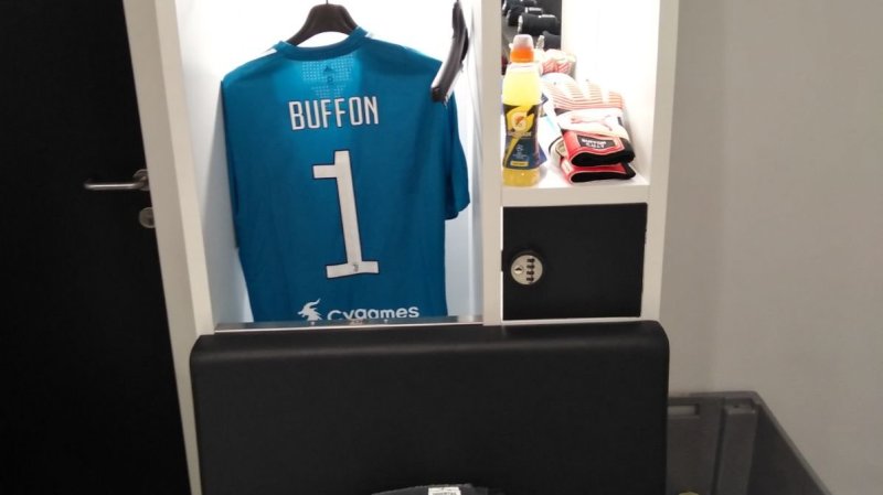 So sieht also der Kabinenbereich von Torhüterlegende Buffon aus