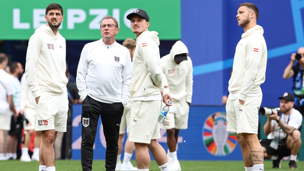 These: Bislang haben die Rotationen perfekt funktioniert: Rangnick sollte auch gegen die Türkei gelbgefährdete Spieler schonen.