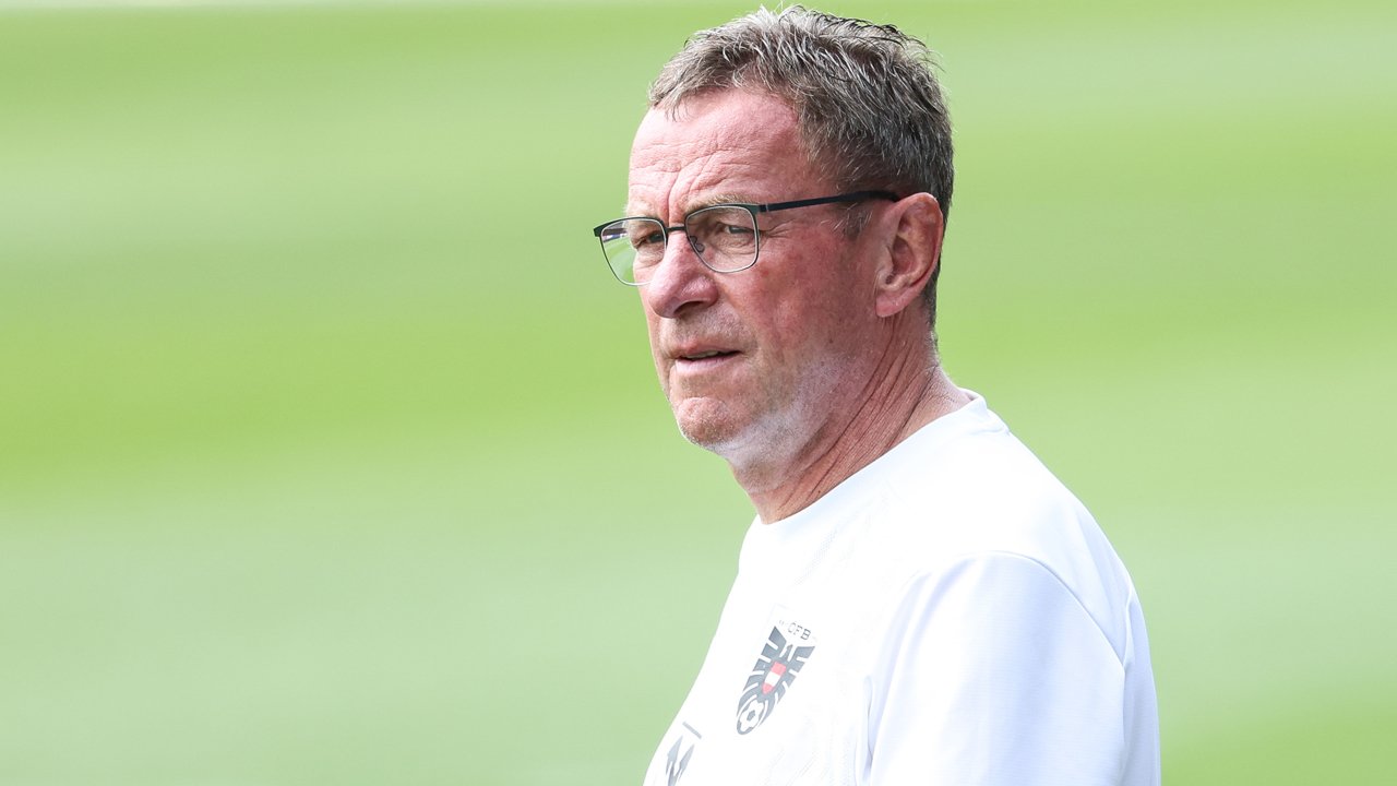 Teamchef Ralf Rangnick machte sich schon ein Bild von Maybach