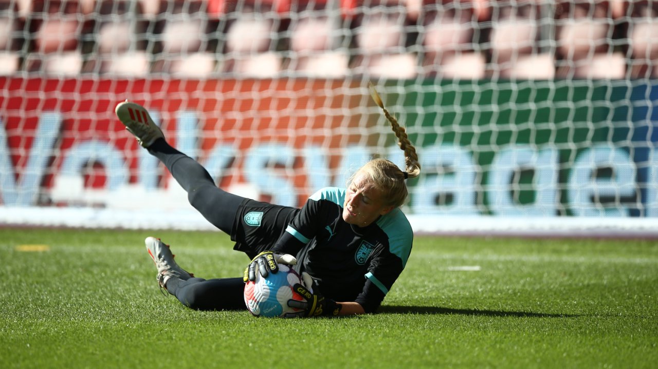Warum zieht es Österreichs Fußballerinnen nach Italien?