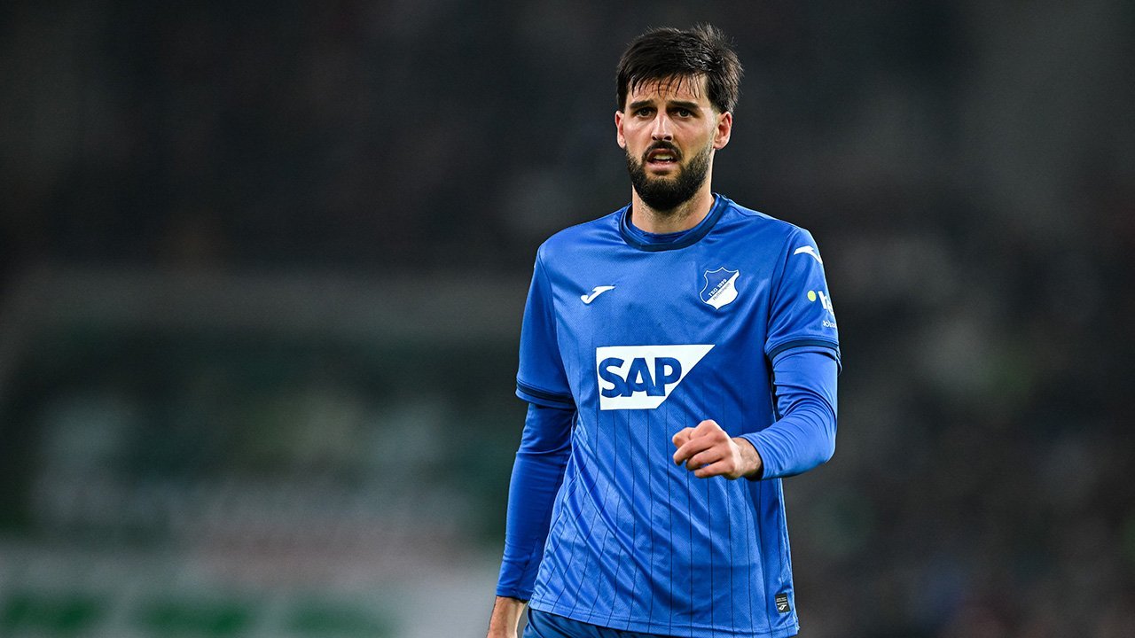 2024/25: 21 Einsätze, davon 15 in der Startelf (für Hoffenheim und Valladolid)